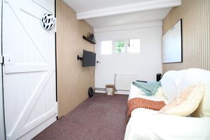 Photo 7- click for photo gallery